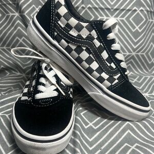 VANS Checkerboard Black/True White Sneakers - Youth Size 1